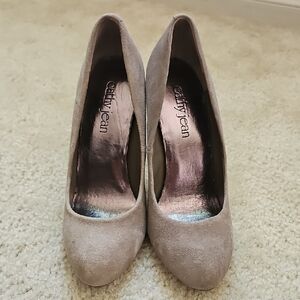 Cathy Jean Taupe Suede Pumps